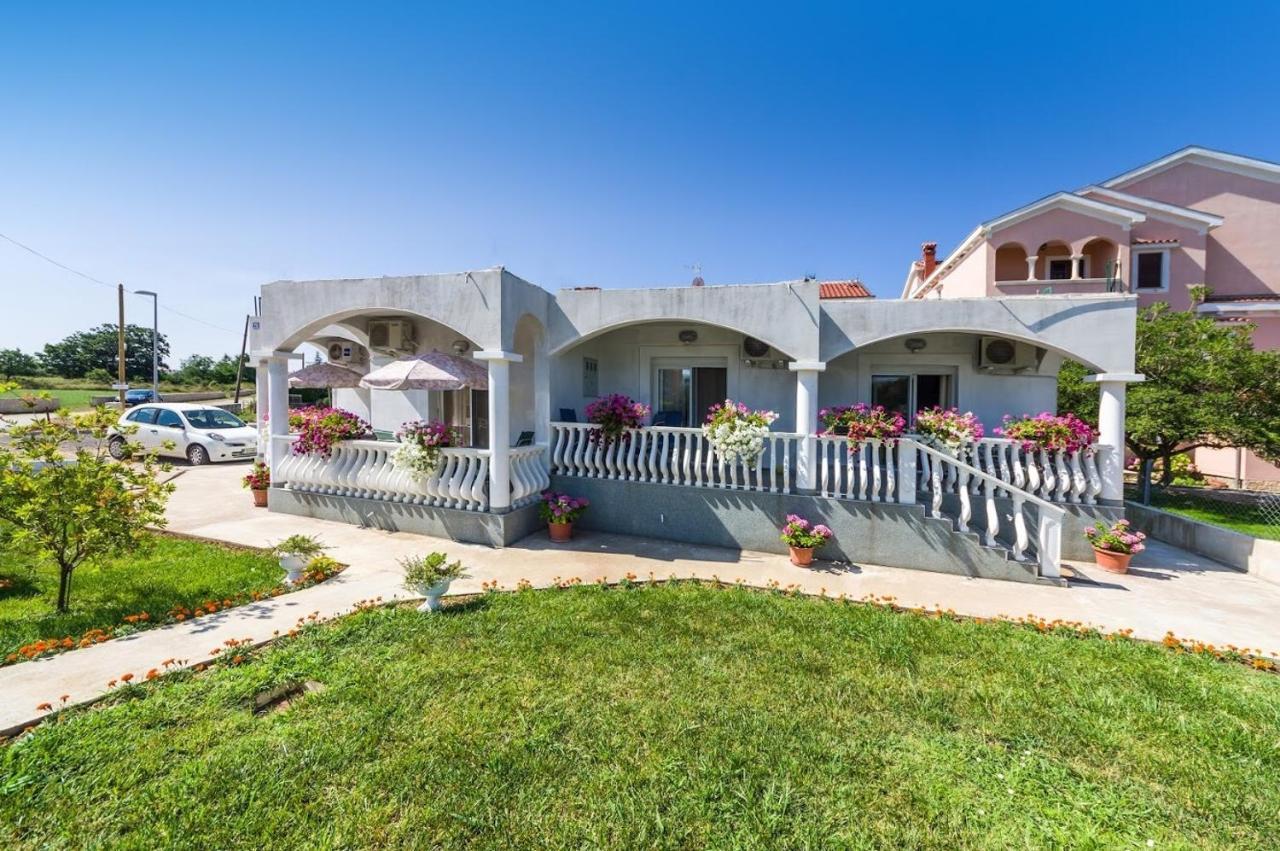 זאטון Apartments With A Parking Space Zaton, Zadar - 15000 מראה חיצוני תמונה