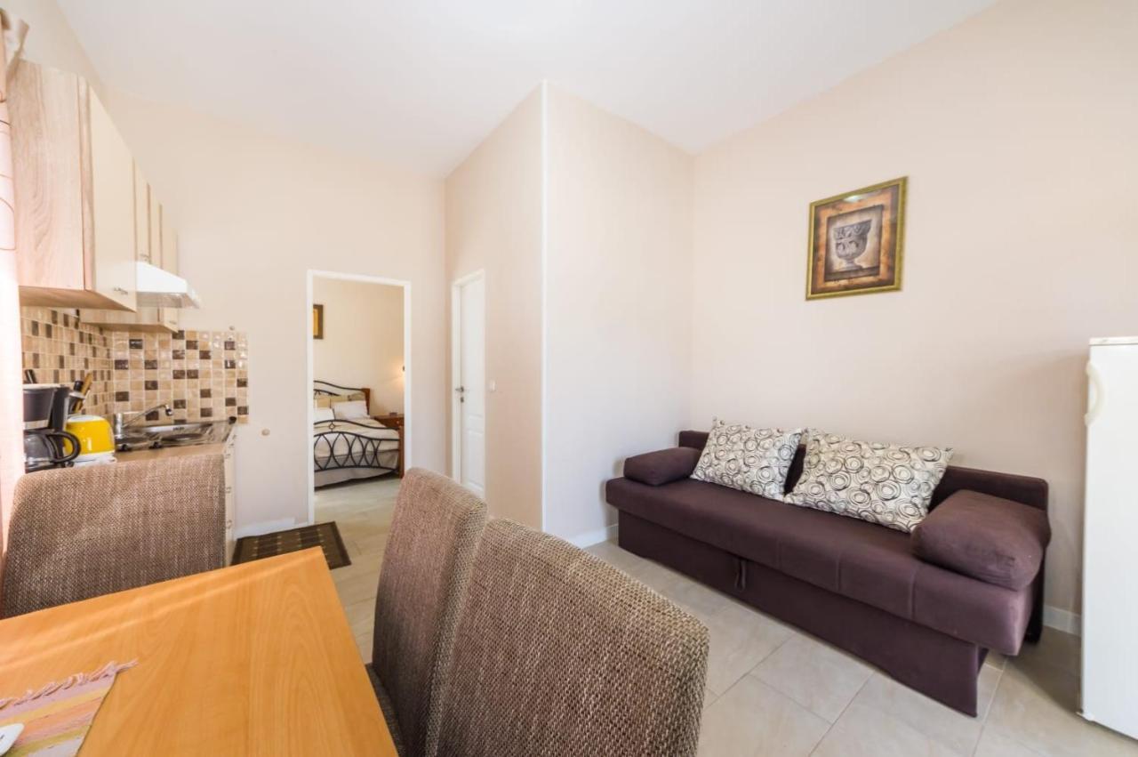 זאטון Apartments With A Parking Space Zaton, Zadar - 15000 מראה חיצוני תמונה
